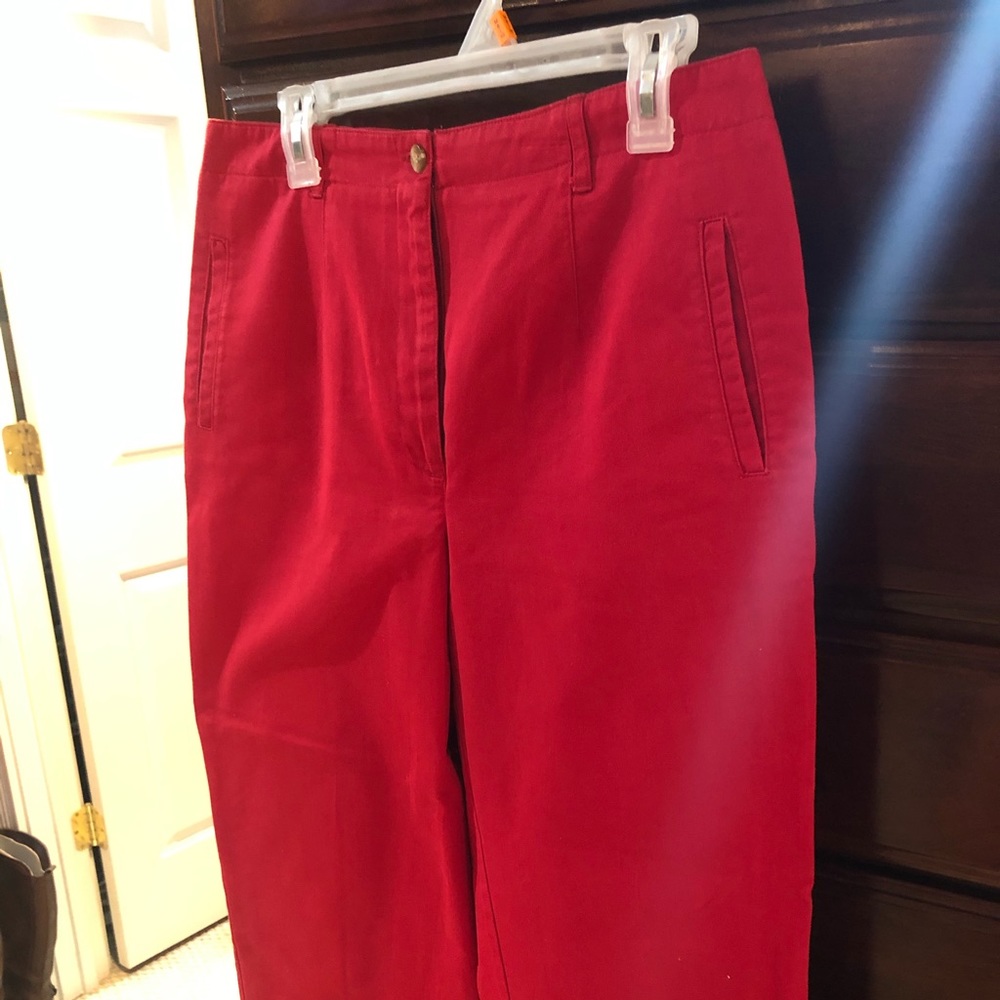 Red Capris